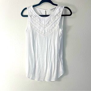 Fundamental things white‎ tank small